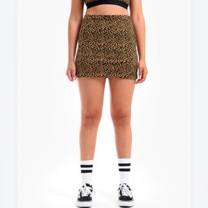 Vans strauberry cheetah skirt